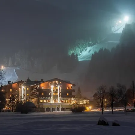 ツム ユンゲン レｰマー 4*