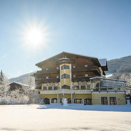 ツム ユンゲン レｰマー 4* ラートシュタット